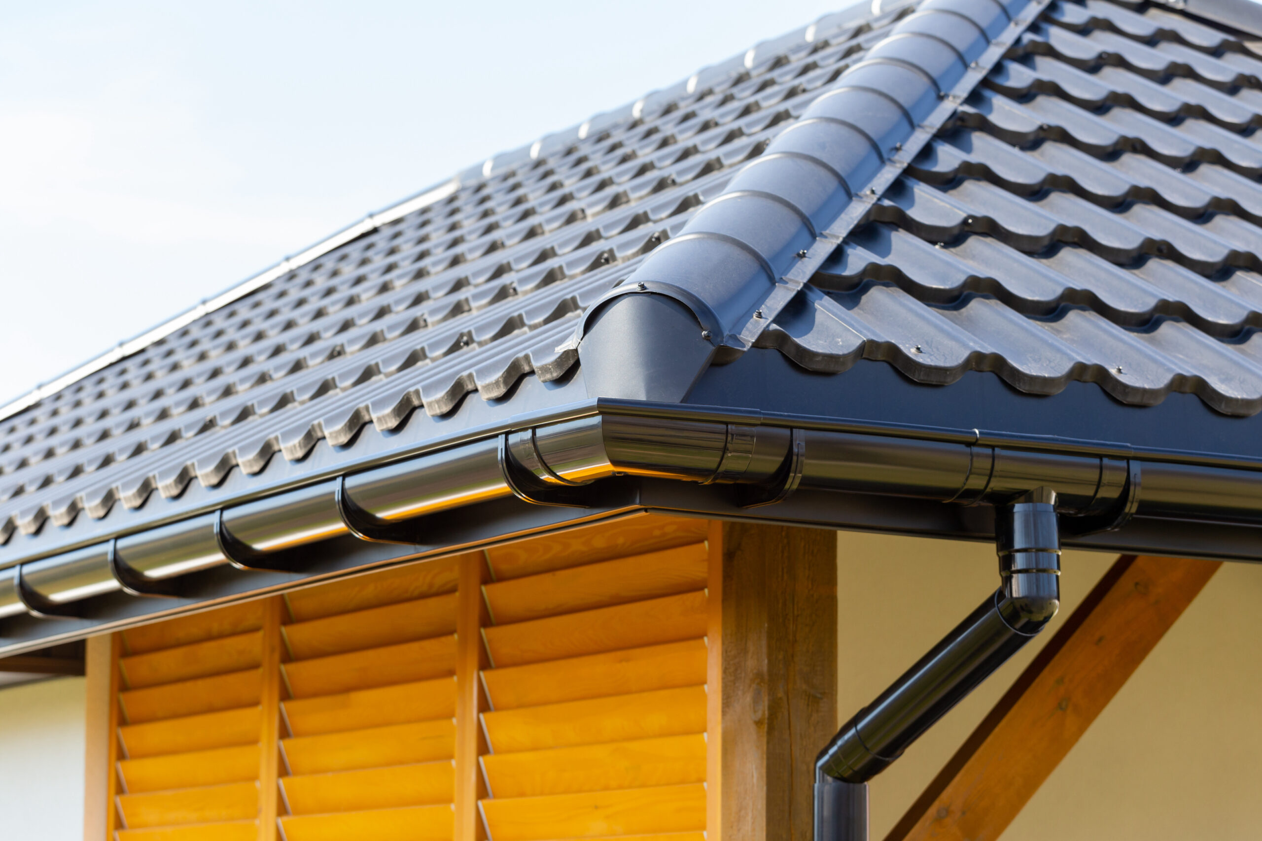You are currently viewing Different Types of Gutters to Protect Your Home